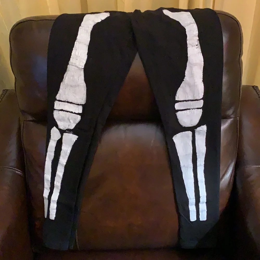 Kids Halloween Fortnight Skull Trooper costume mask/shirt /hand painted pants